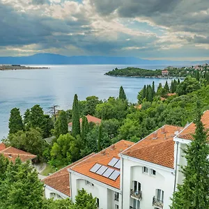 Hotel Delfin, Omisalj
