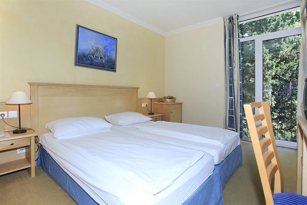 Falkensteiner Hotel Park Punat 4*,